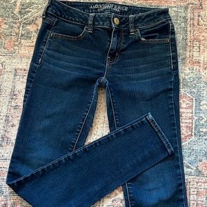 Dark wash American Eagle High-rise Jeggings Sz.2